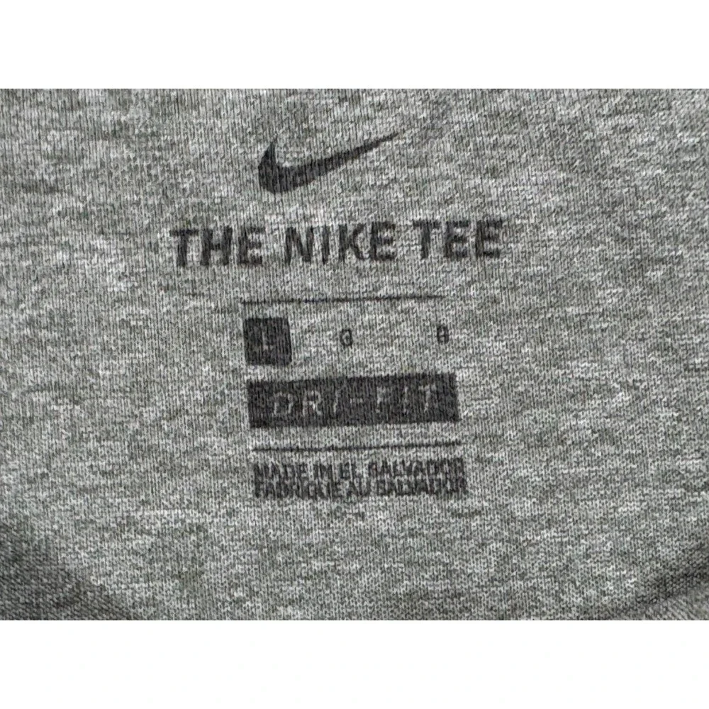 Nike Womens Gray Dry Legend Crew Training T-Shirt Tee AQ3210-063 Casual Gym Sz L